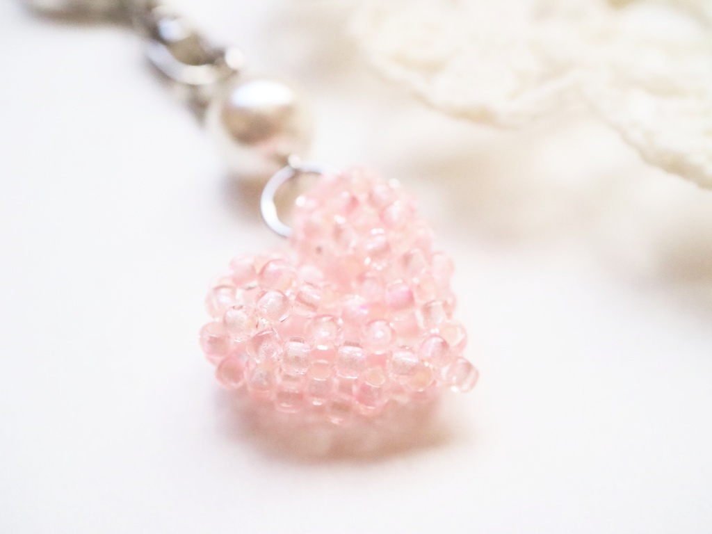 キラキラハートのキーホルダー(ピンク)