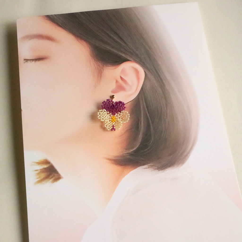 パンジーのイヤリング/ピアス(パープル&クリーム)