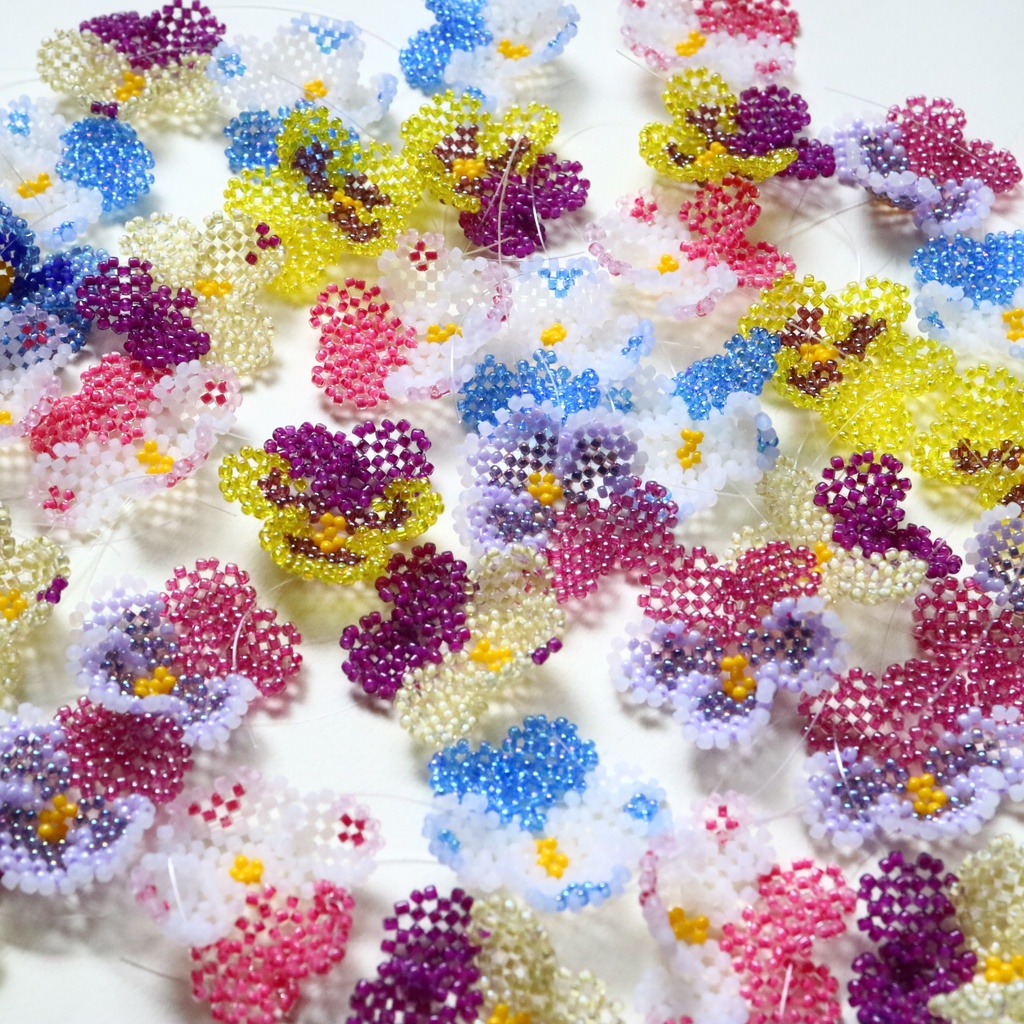 パンジーのイヤリング/ピアス(パープル&クリーム)