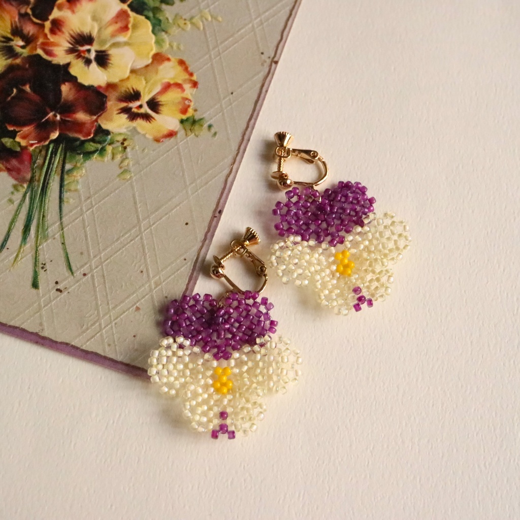 パンジーのイヤリング/ピアス(イエロー)