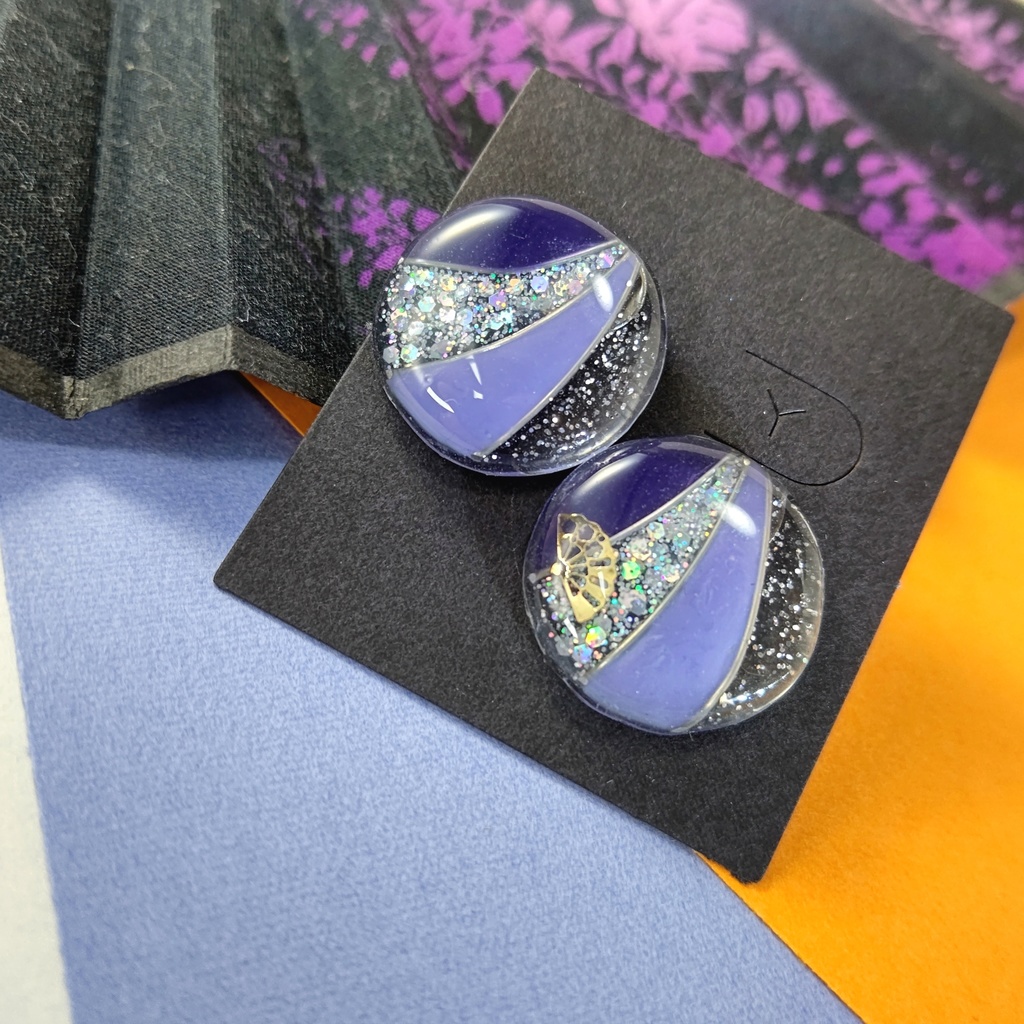 ろしょモチーフ ピアス