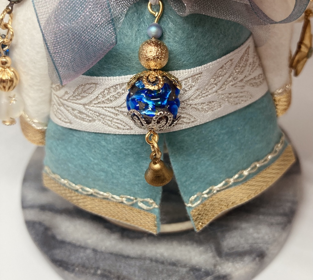 浅縹の使徒衣(氷の双子座の結晶付き)