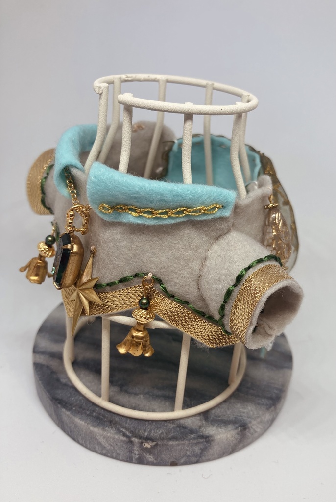 瑠璃の使徒衣(星穿ちの射手の結晶付き)