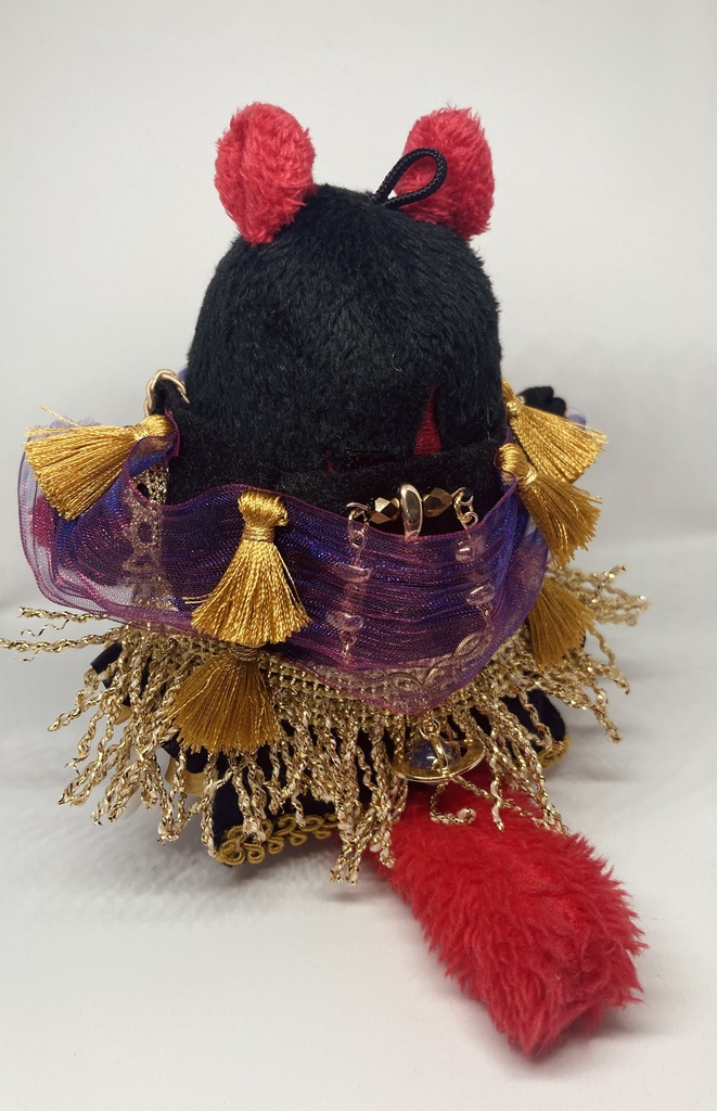 アルドルフィンの学士号(黒橡の色)