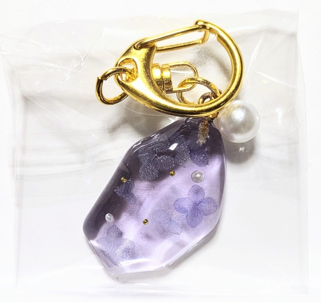 紫陽花風レジンキーホルダー