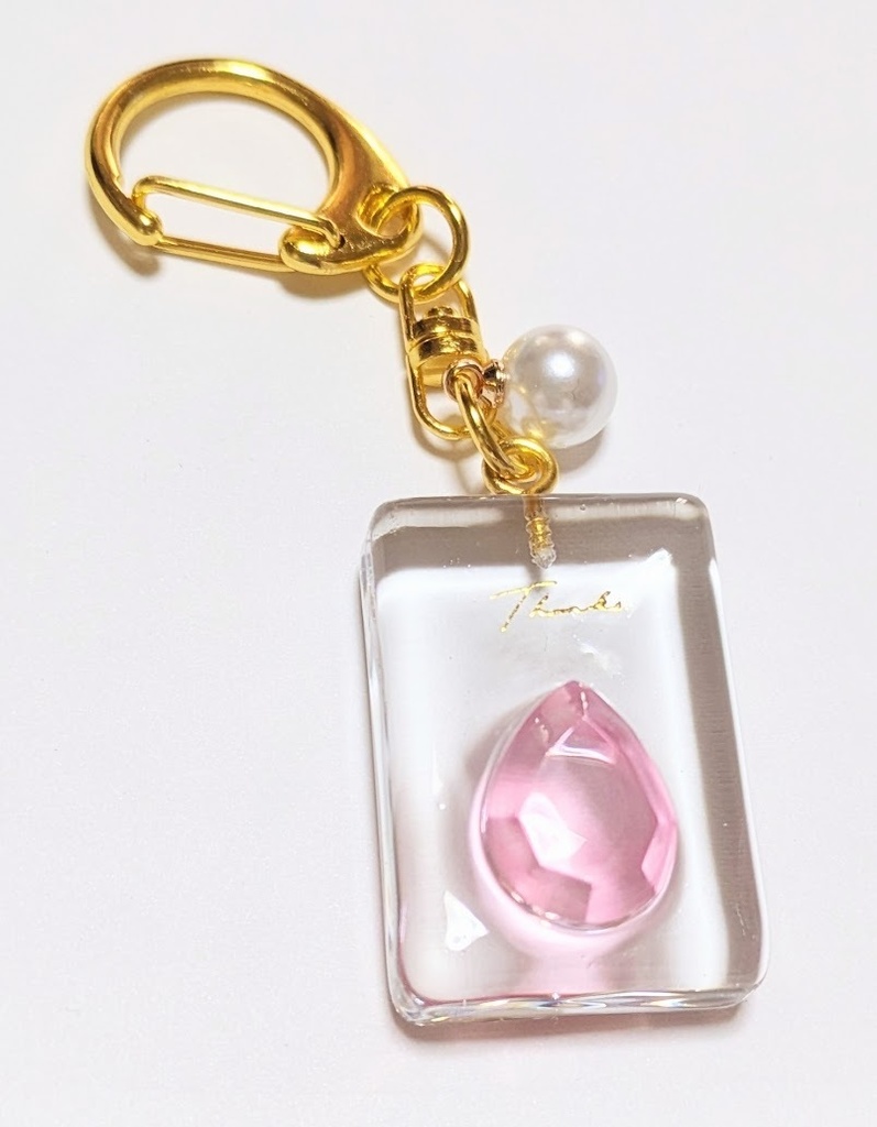 可愛いピンクの宝石キーホルダー