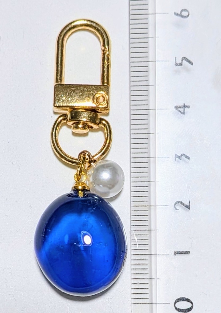 レジンで作る夜空のかけらキーホルダー🌟(深夜)