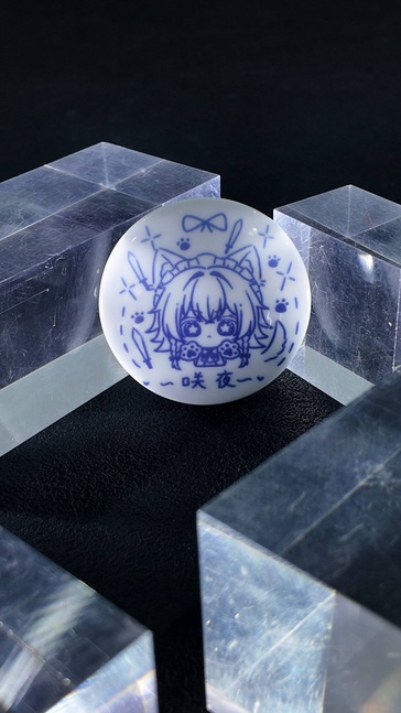 白磁バッジ　咲夜　１