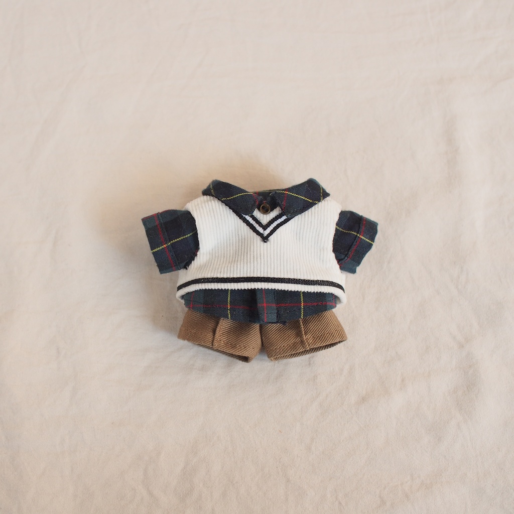 チルデンベスト+シャツ+ピンタックパンツ