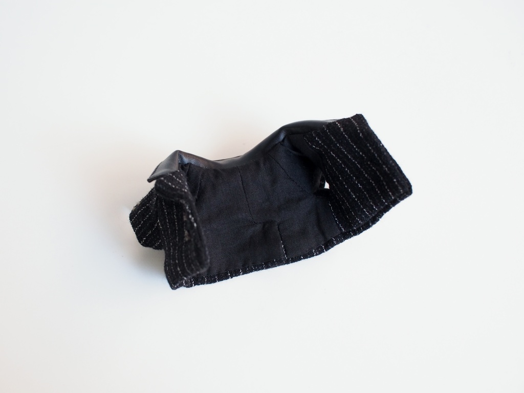 【ストライプ】レザーカラーダブルジャケット+ベルト付きタックパンツ