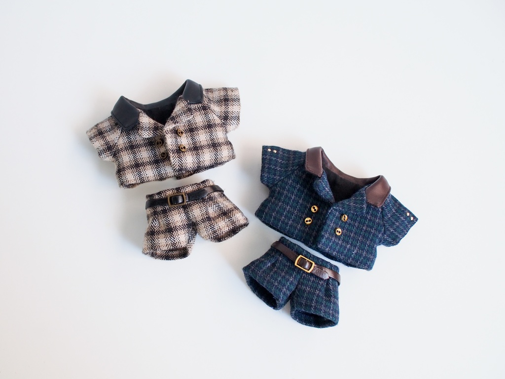 【チェック】レザーカラーダブルジャケット+ベルト付きタックパンツ