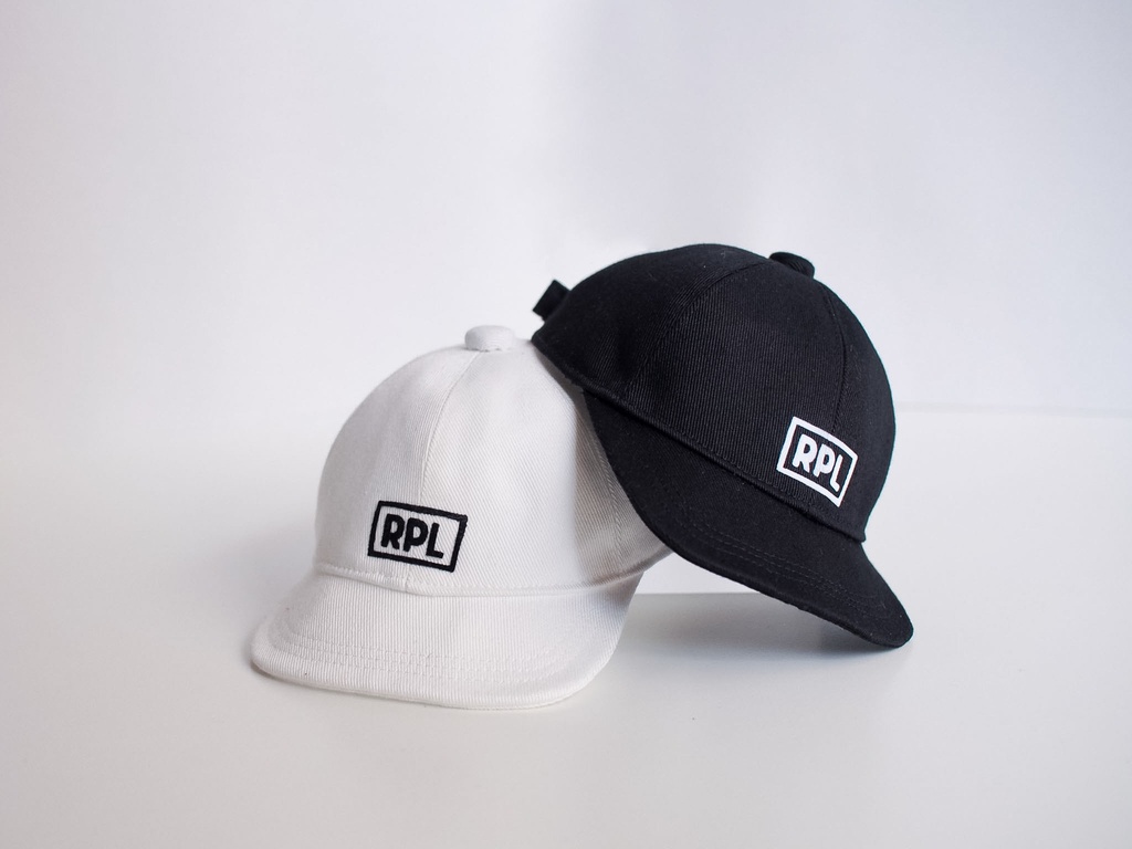 ロゴベースボールキャップ