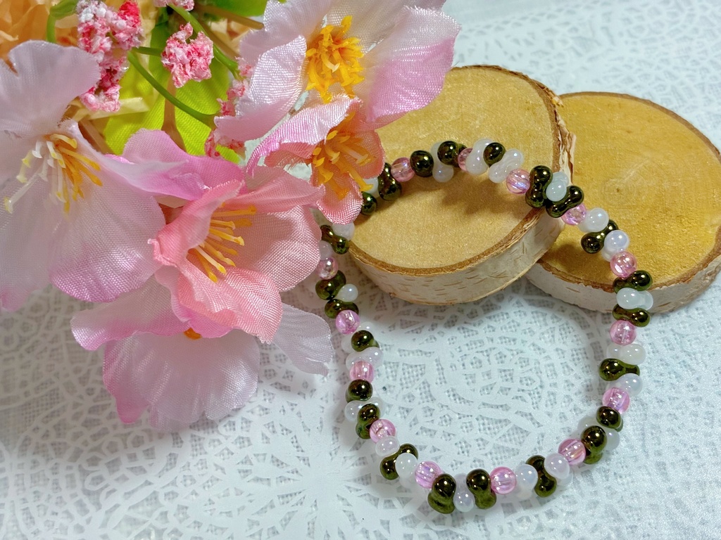 「萌」春の色彩ブレスレット(ゴムタイプ)