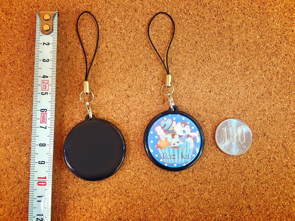 【人界ホームステイ】カップケーキ缶ストラップ