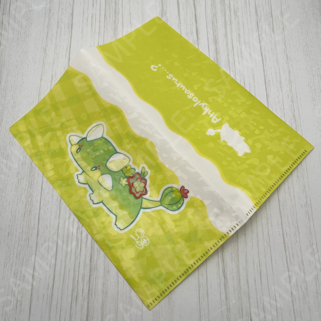 チケットホルダー「あんきろさうるす…?」