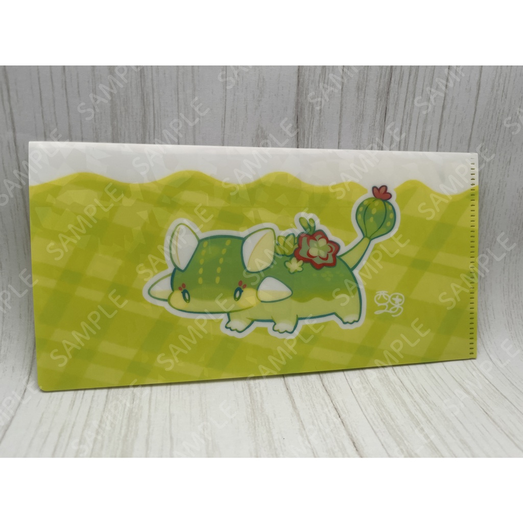 チケットホルダー「あんきろさうるす…?」