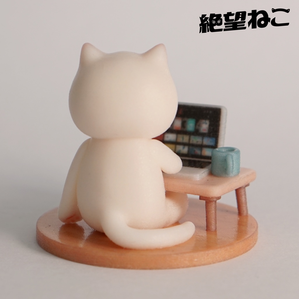 【彩色済み】動画配信サイトで何を見るか迷っていたら2時間経っていて絶望している猫