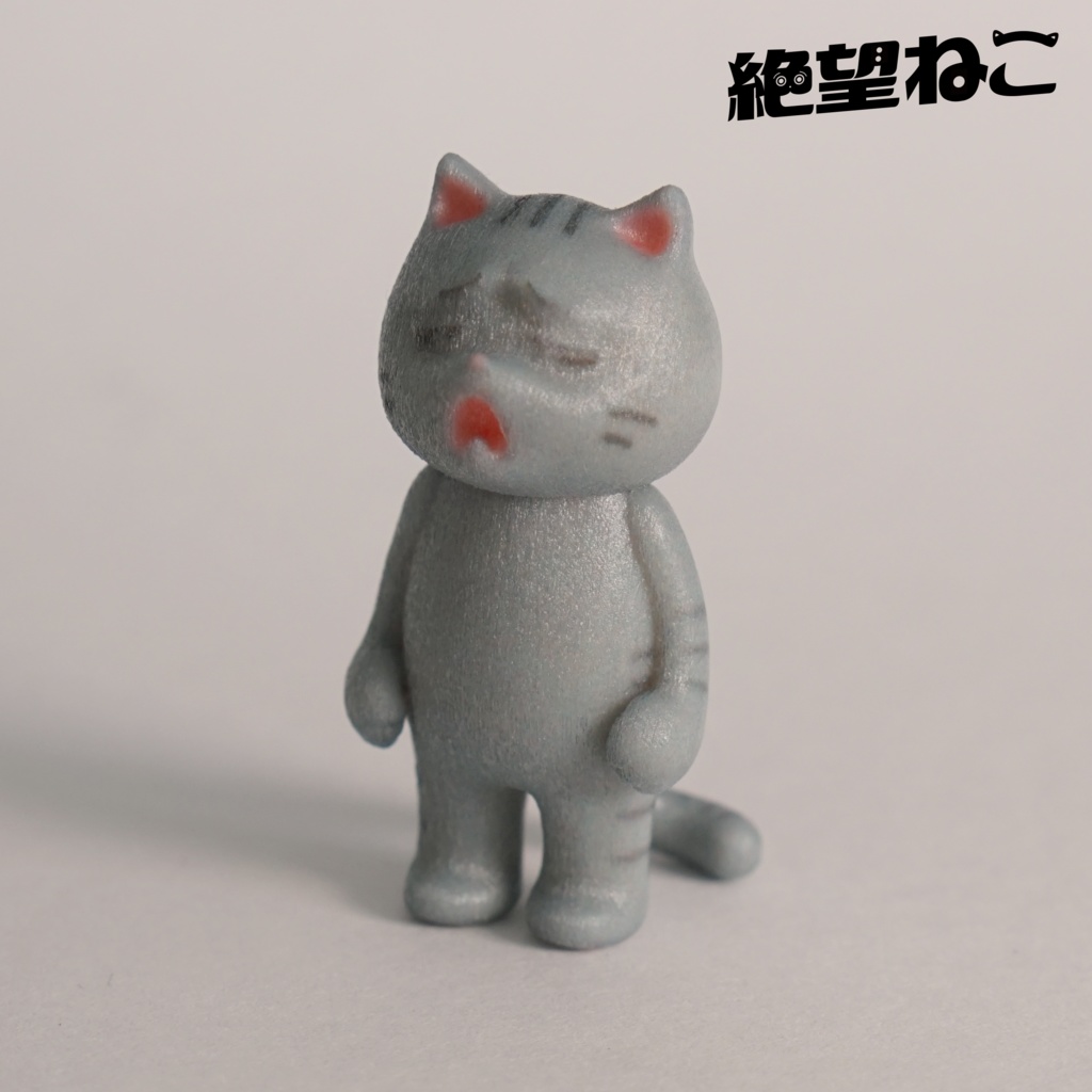 【彩色済み】棒立ちで絶望している猫