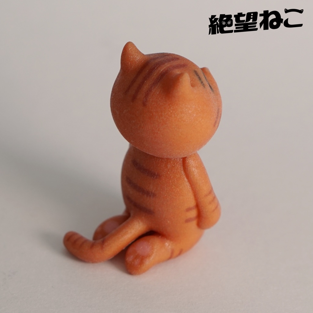 【彩色済み】膝から崩れ落ちて絶望している猫