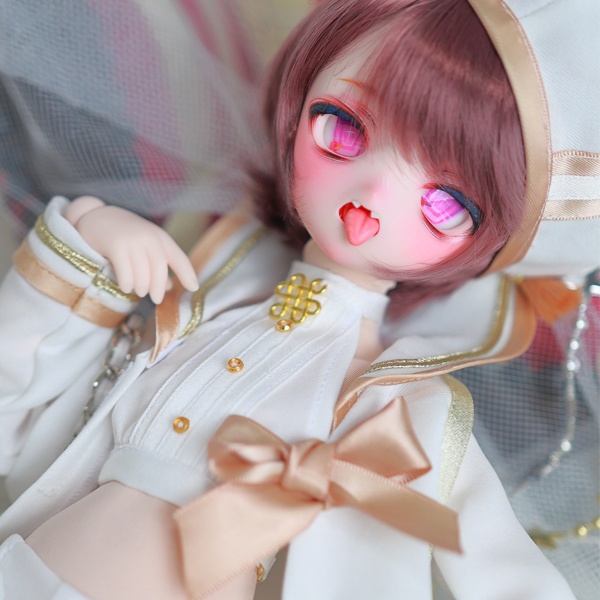 ホルターネックブラウス