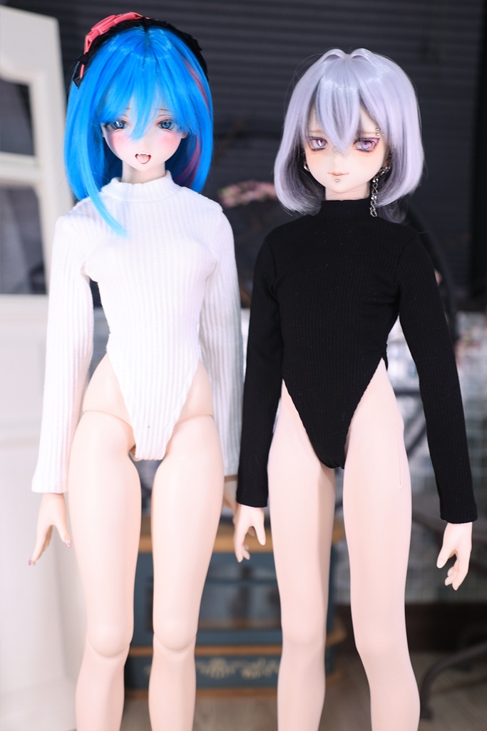 ボディスーツ