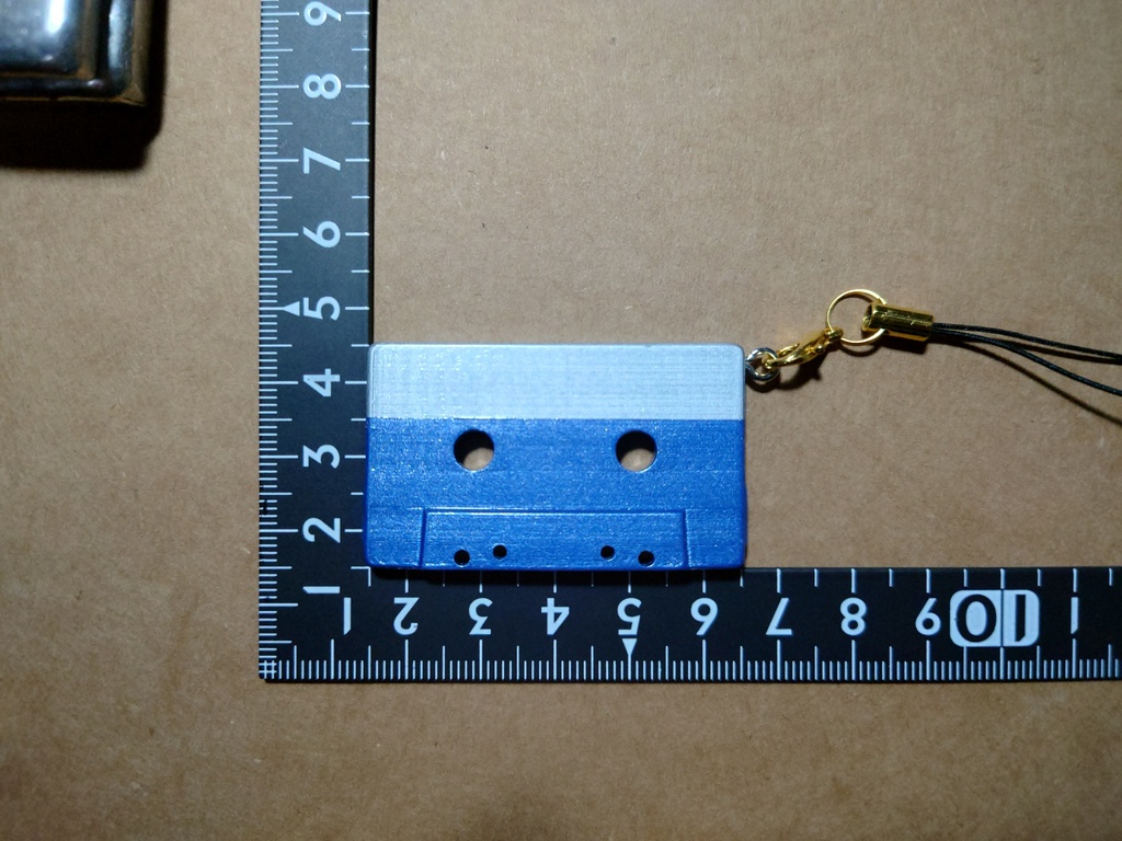 カセットテープストラップ