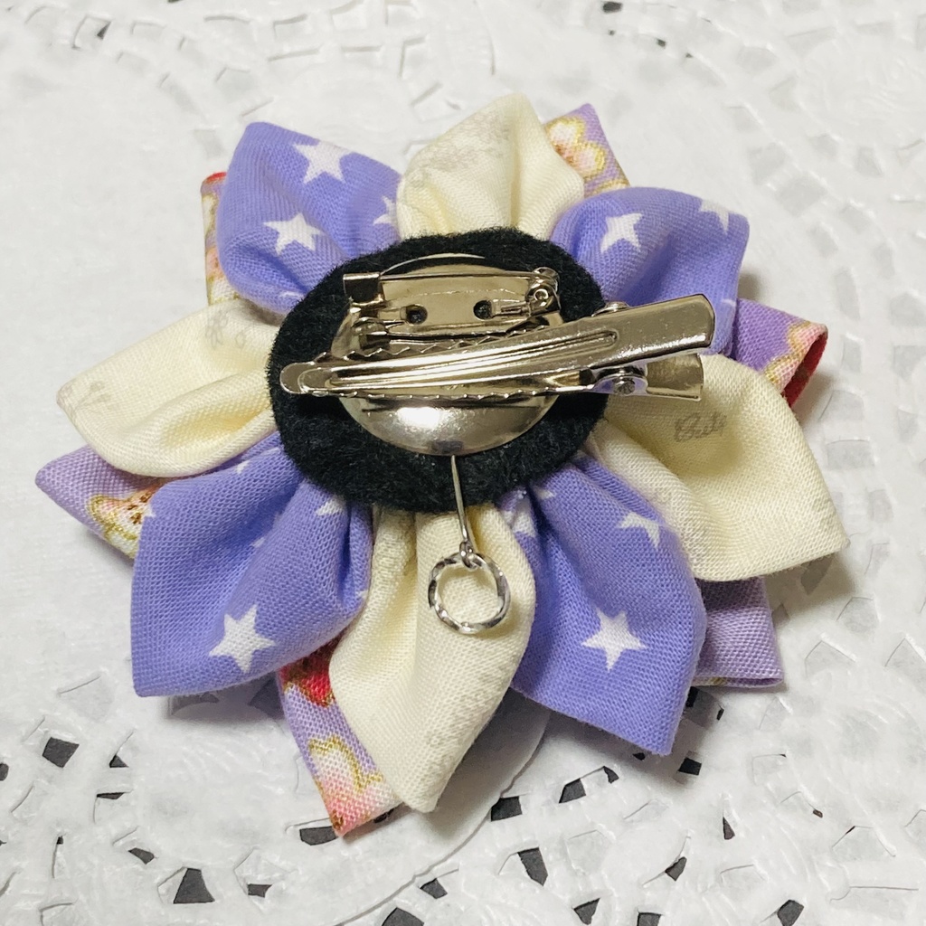 絞り細工クリップブローチ