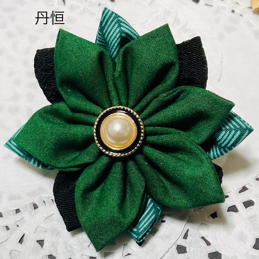 絞り細工クリップブローチ