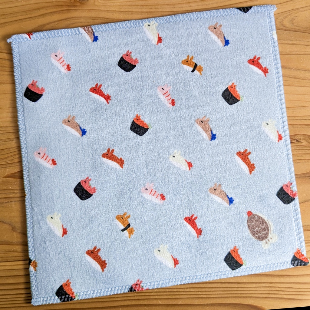 タオルハンカチ（ウミウシ寿司）