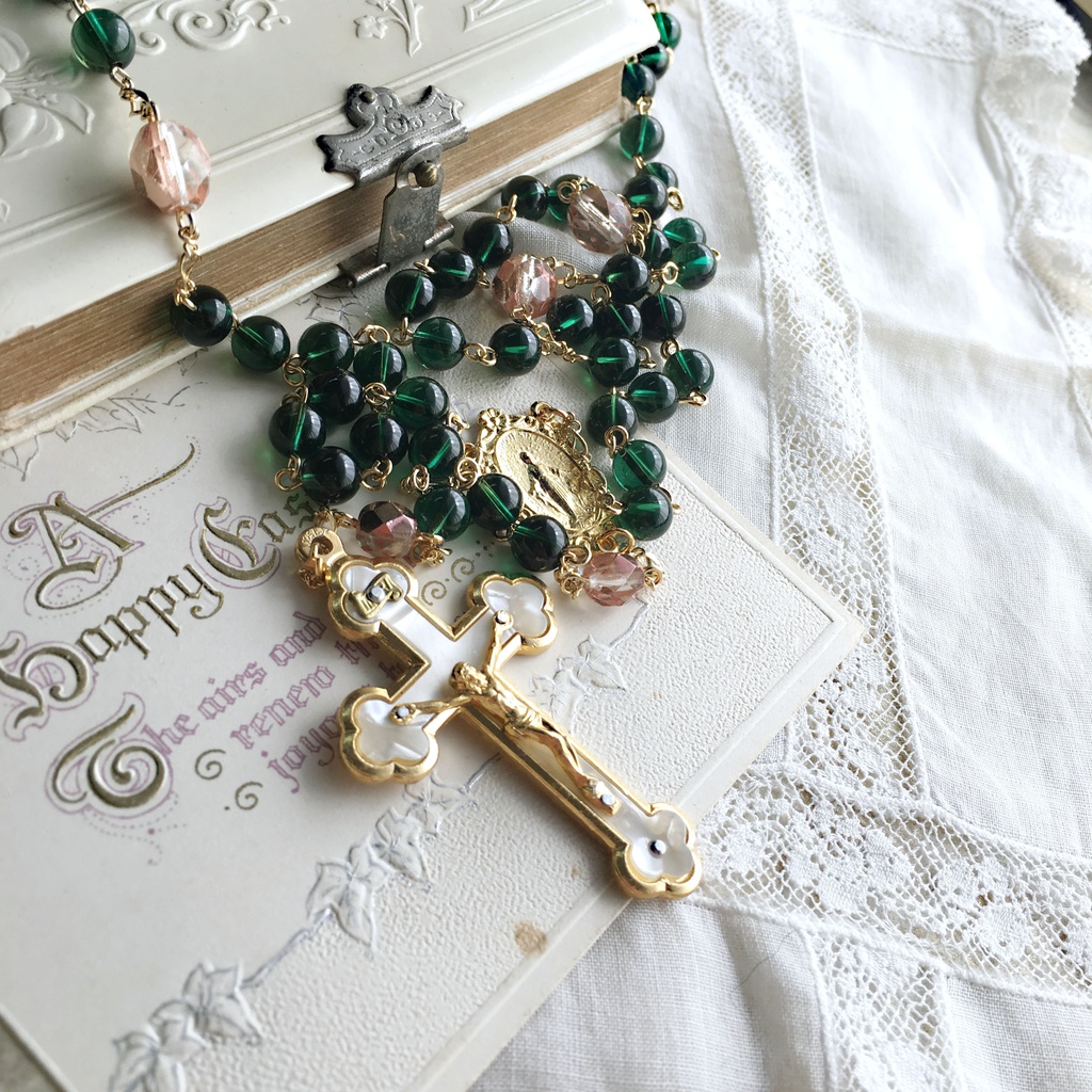 ※終了【 ロザリオ 】グリーン・ベルベット - robe vert et cerisier -