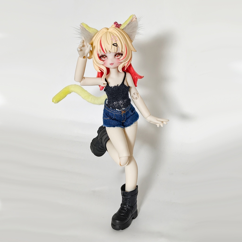 【ニャニャニャ次元対応】デニムショートパンツ