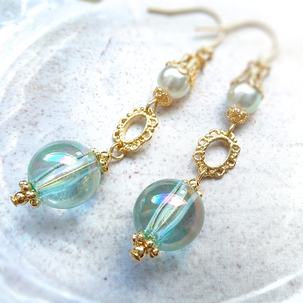 オリジナル しゃぼん玉とパールのイヤーアクセサリー