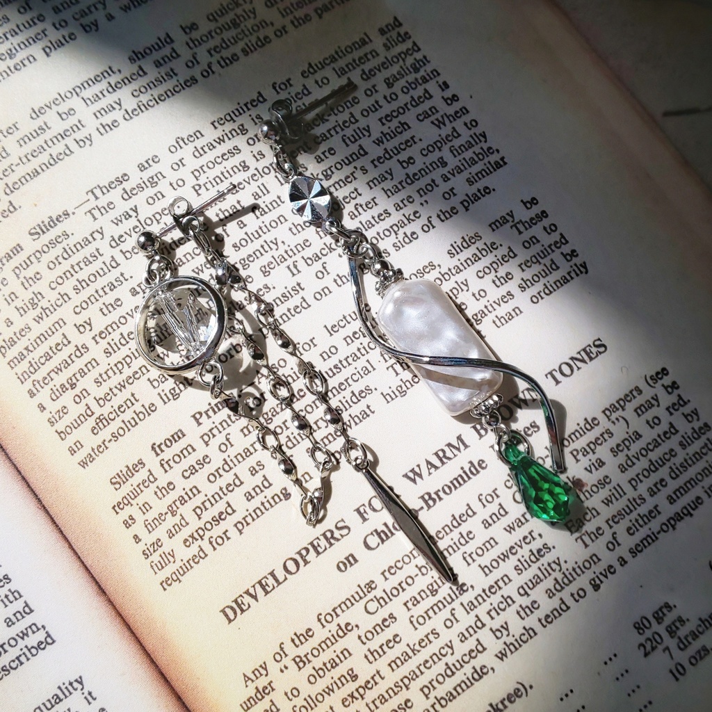 第五人格 小説家 イメージイヤーアクセサリー