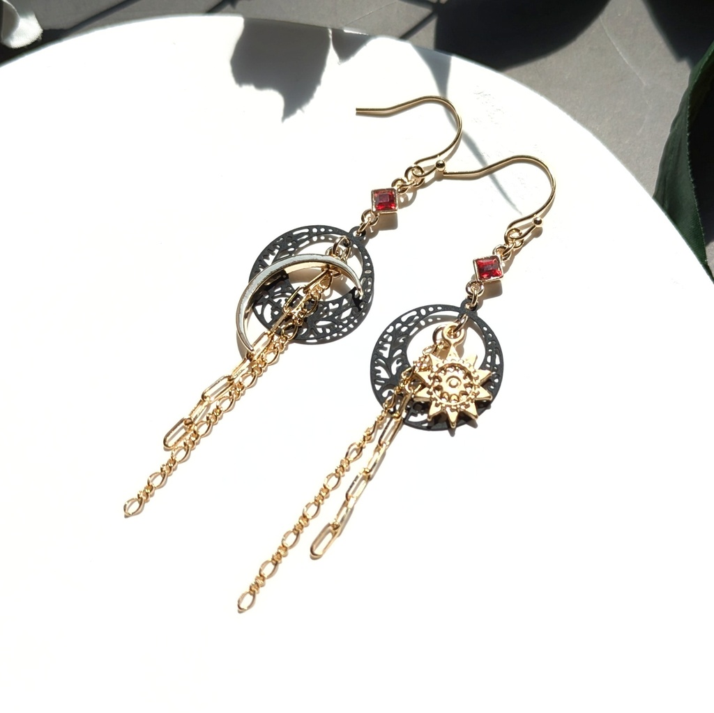 第五人格 夜の番人(日を蝕む者) イメージイヤーアクセサリー B