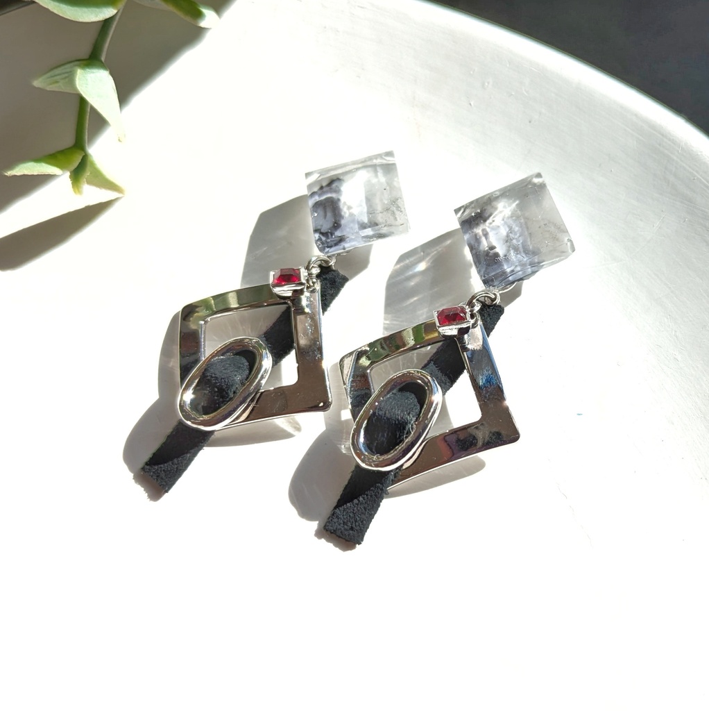 ゼンレスゾーンゼロ ライカン イメージイヤーアクセサリー