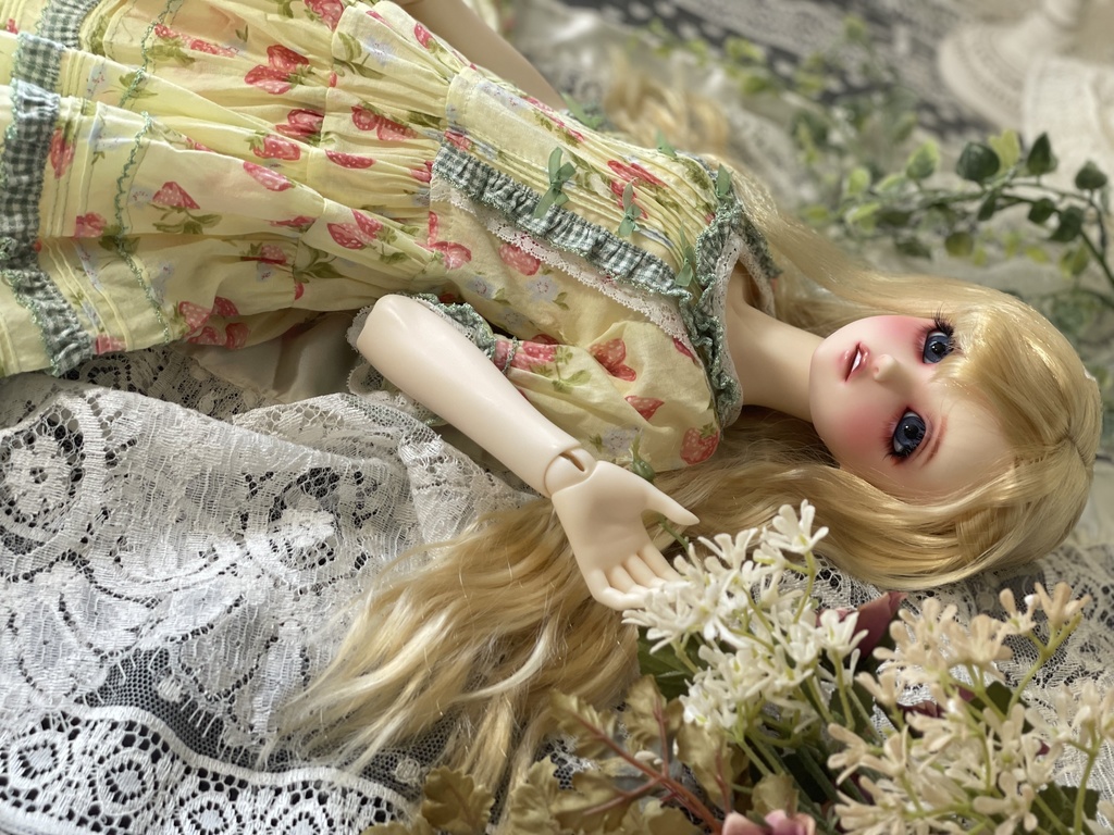 【60cm】いちご&配色ワンピース【Bデザイン】