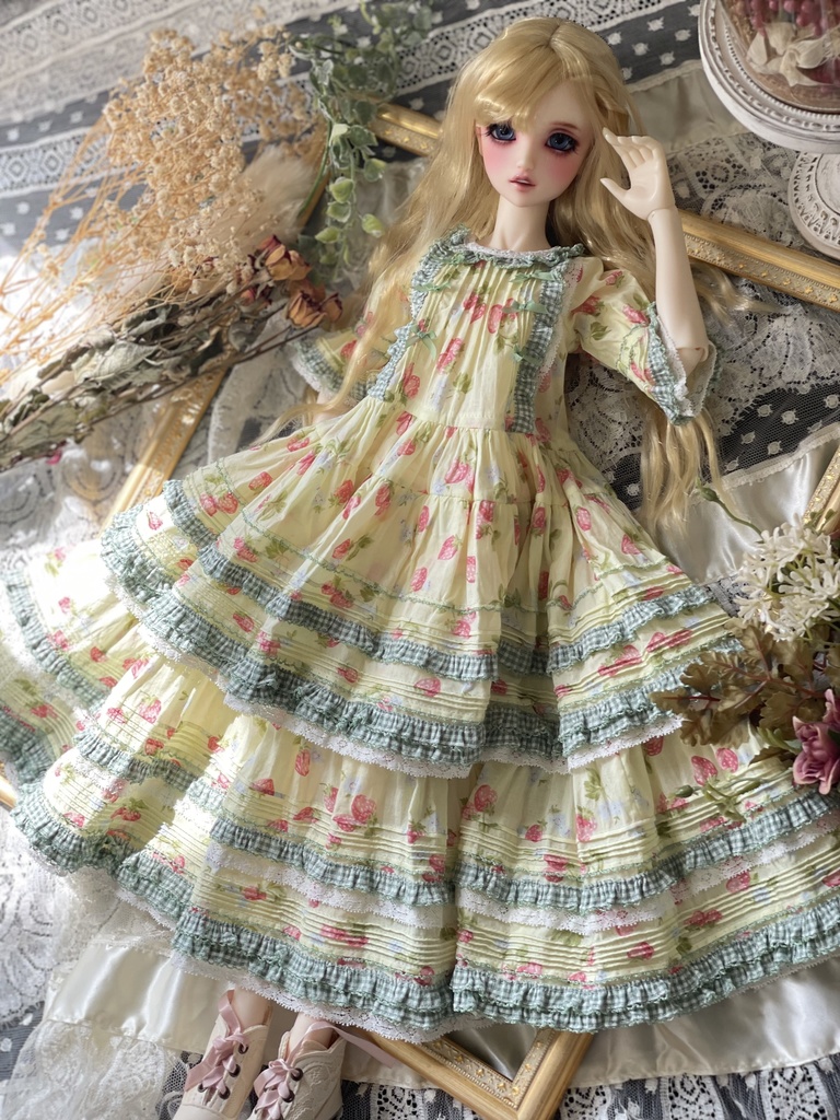 【60cm】いちご&配色ワンピース【Bデザイン】