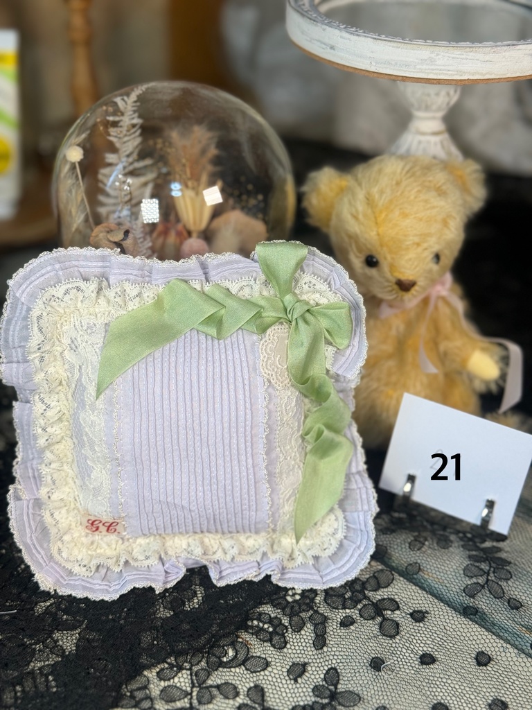 クッション【白×パープル】16〜18【ラベンダー×生成り】19〜23