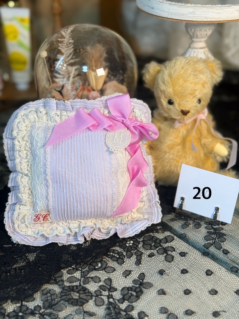 クッション【白×パープル】16〜18【ラベンダー×生成り】19〜23