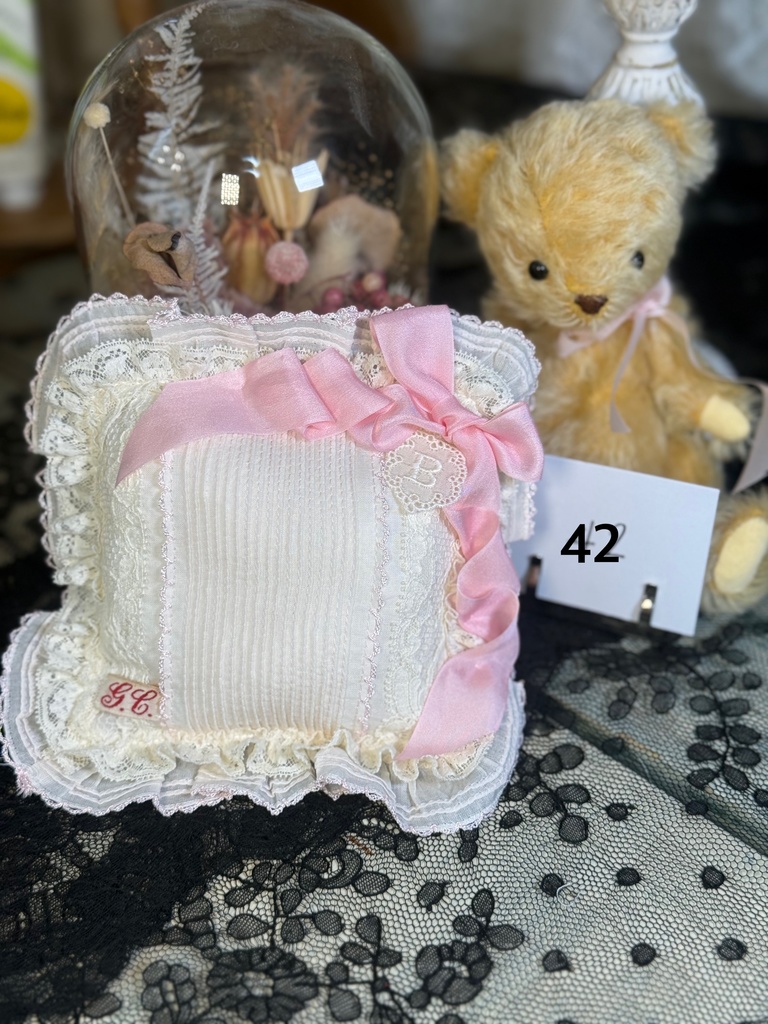 クッション【生成×ピンク】40〜44