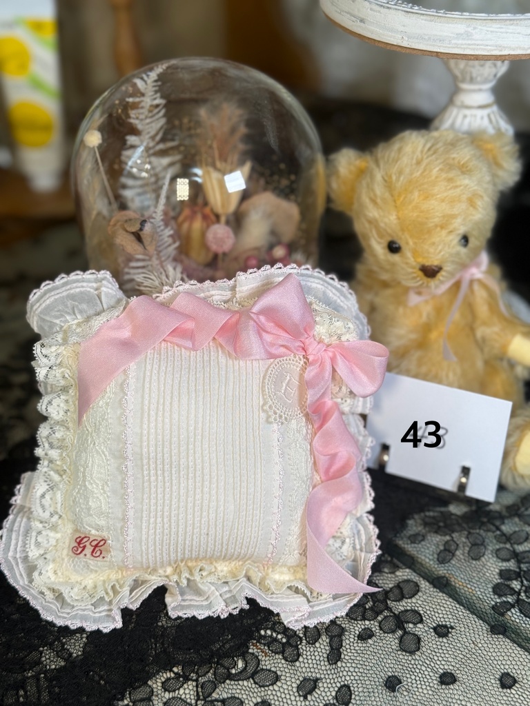 クッション【生成×ピンク】40〜44