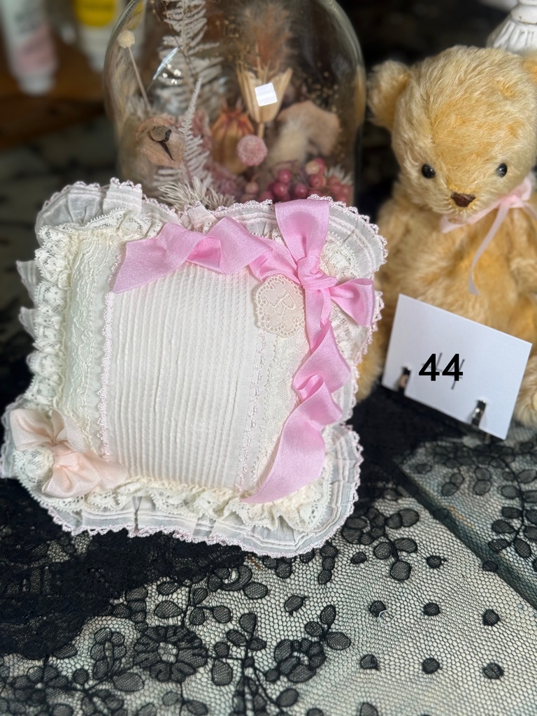 クッション【生成×ピンク】40〜44