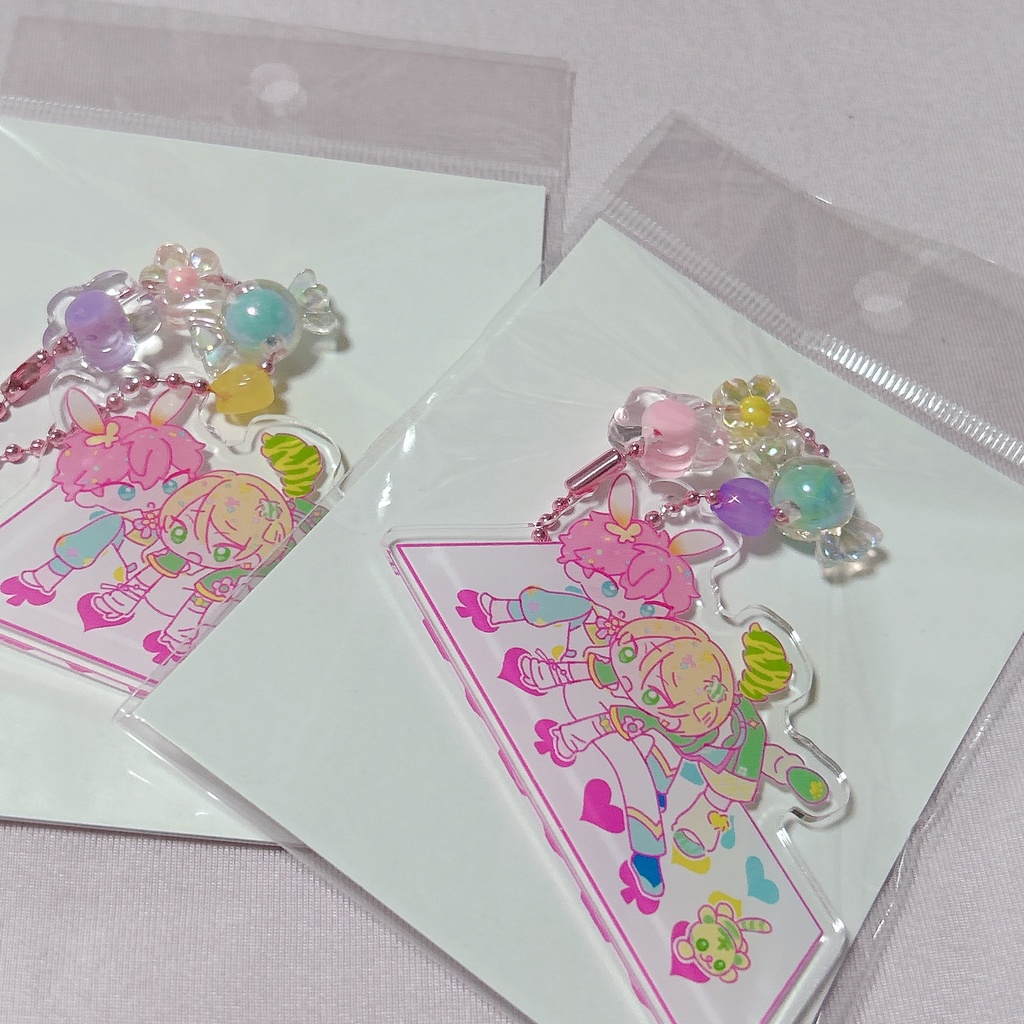 ※前デザインのアクキー※