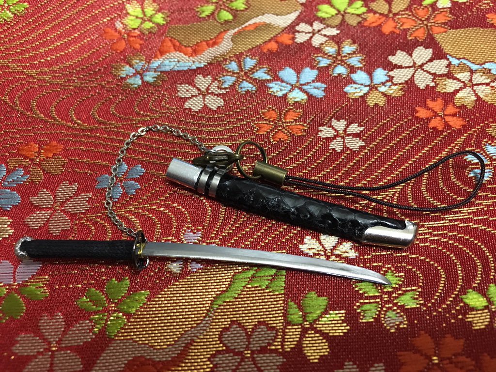 手作り刀ストラップ「MATSUYOI」