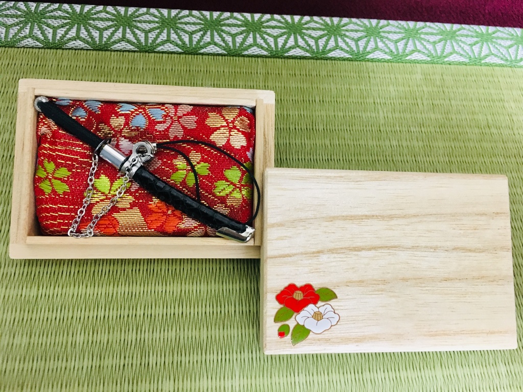 手作り刀ストラップ「TSUKIKAKGE」(箱付き)