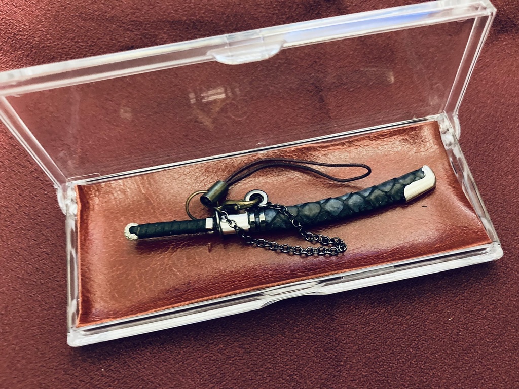 手作り日本刀ストラップ「水紋」