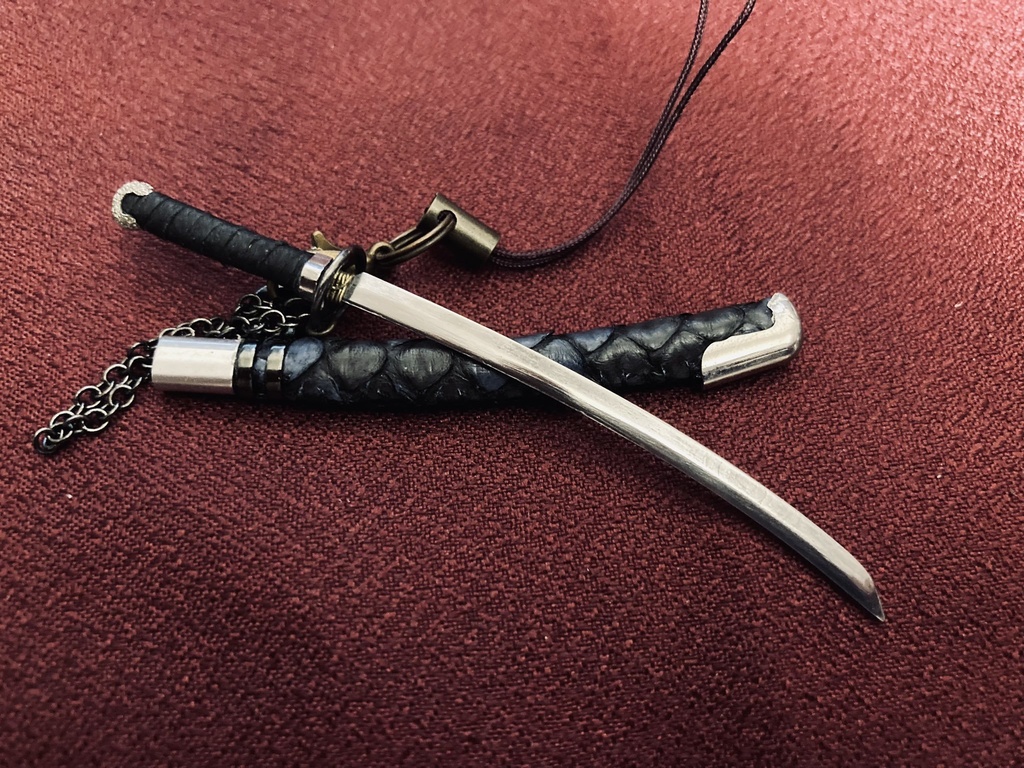 手作り日本刀ストラップ「水紋」