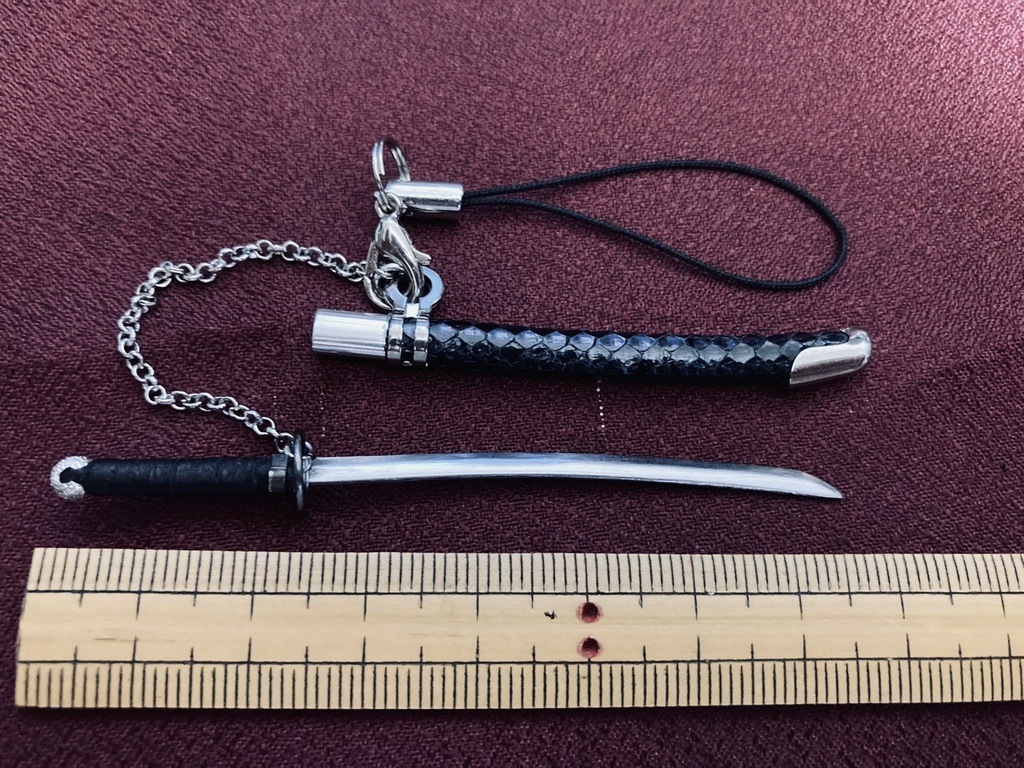 手作り日本刀ストラップ「鬼雨」