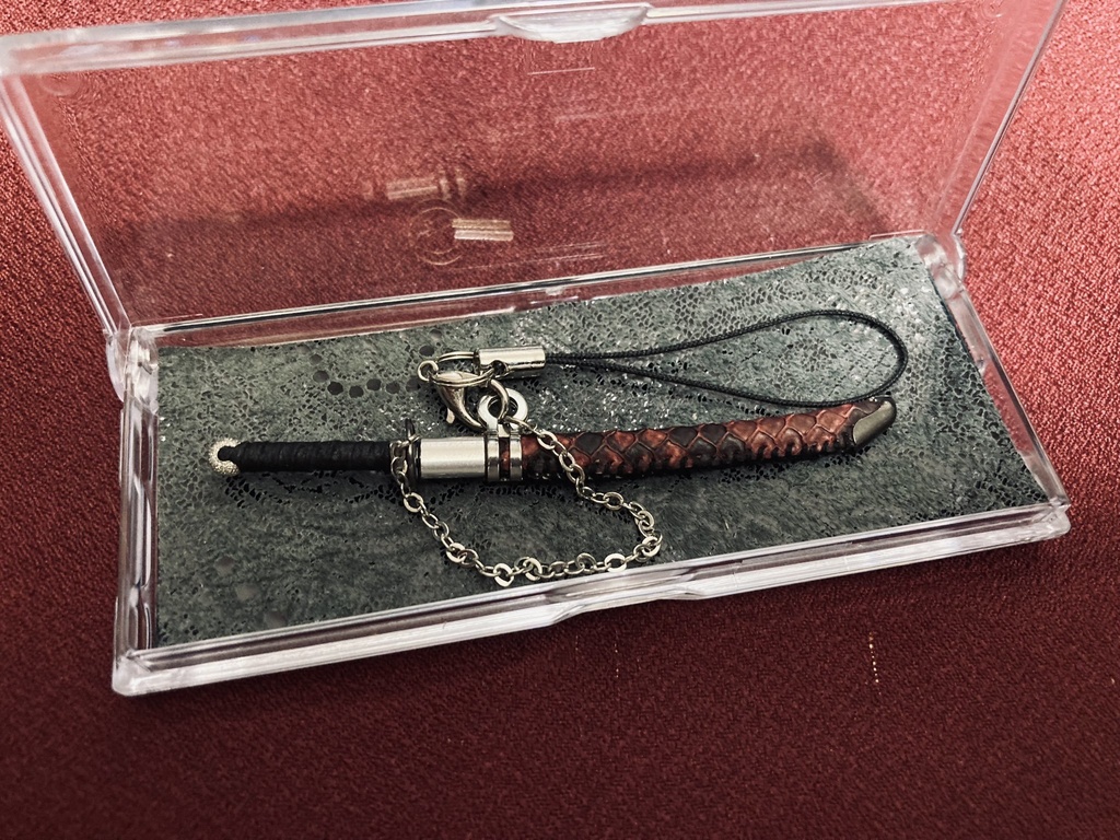 手作り日本刀ストラップ「緋炎」