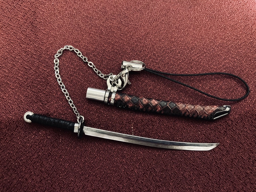 手作り日本刀ストラップ「緋炎」
